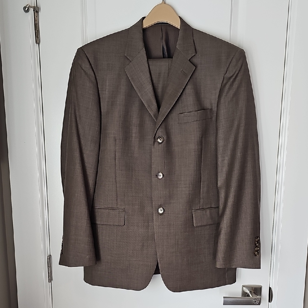 Axcess Men's 2-piece Brown Suit